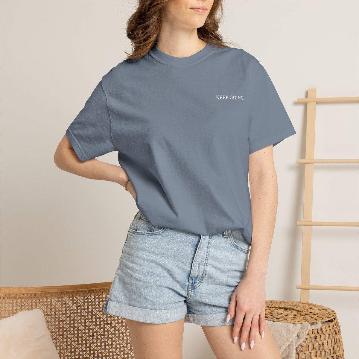 KEEP GOING. | Premium Comfort T-shirt